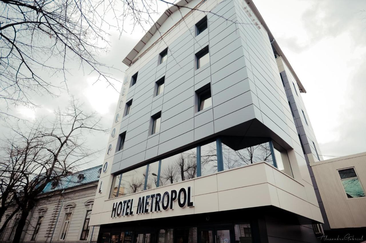 Hotel Metropol ピテシュティ エクステリア 写真